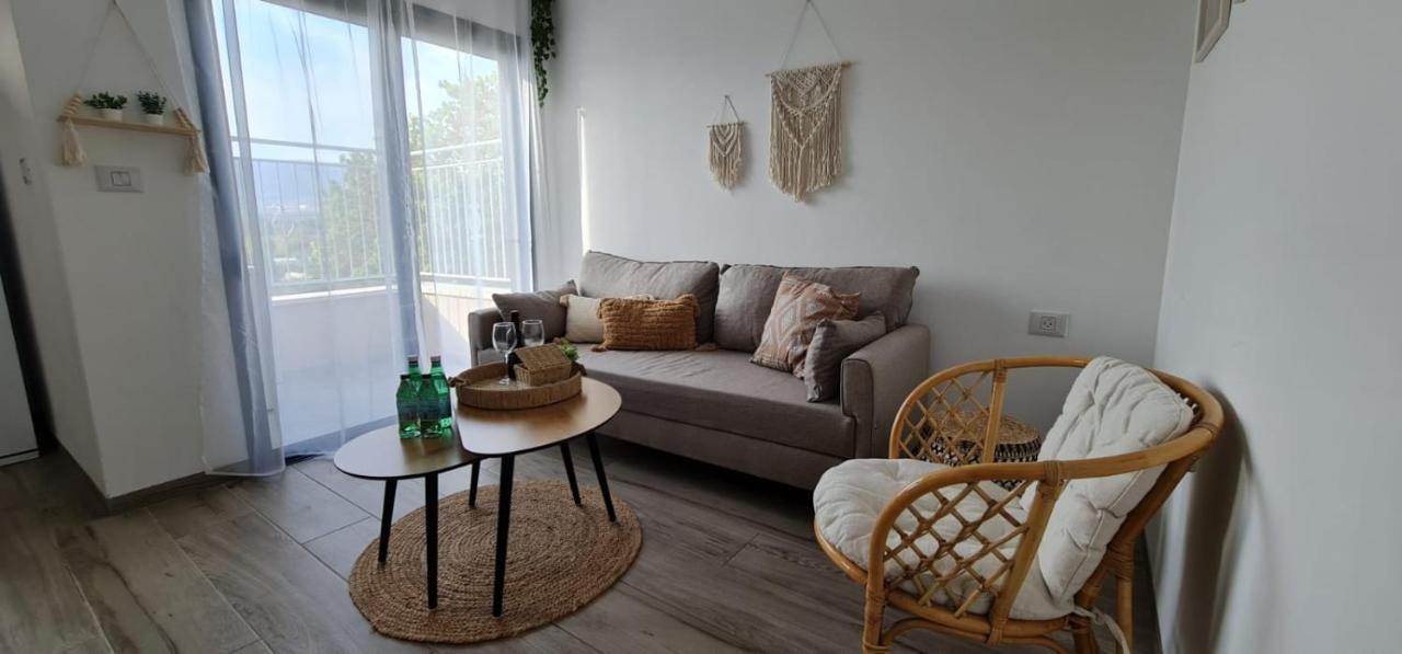 קסם של אירוח Apartment Hagoşrim Exterior foto