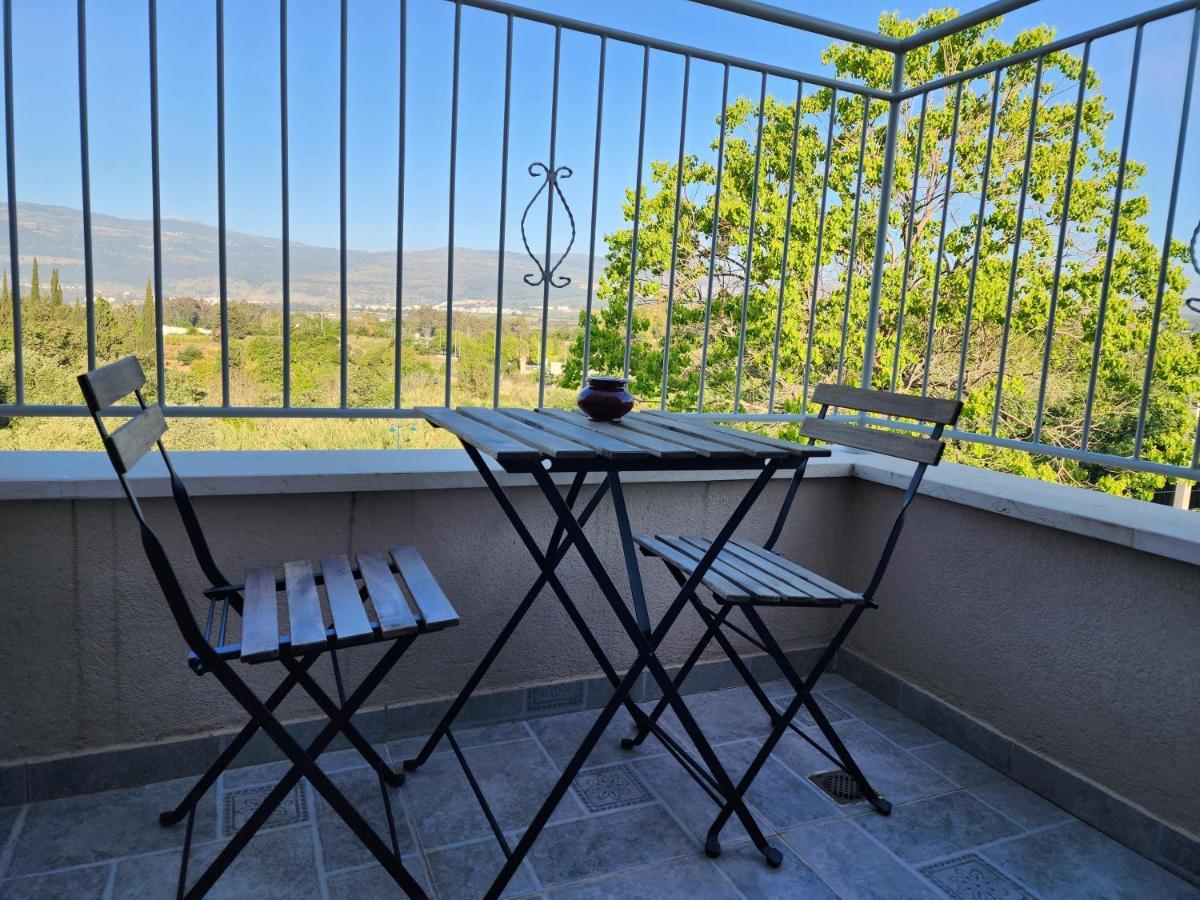 קסם של אירוח Apartment Hagoşrim Exterior foto